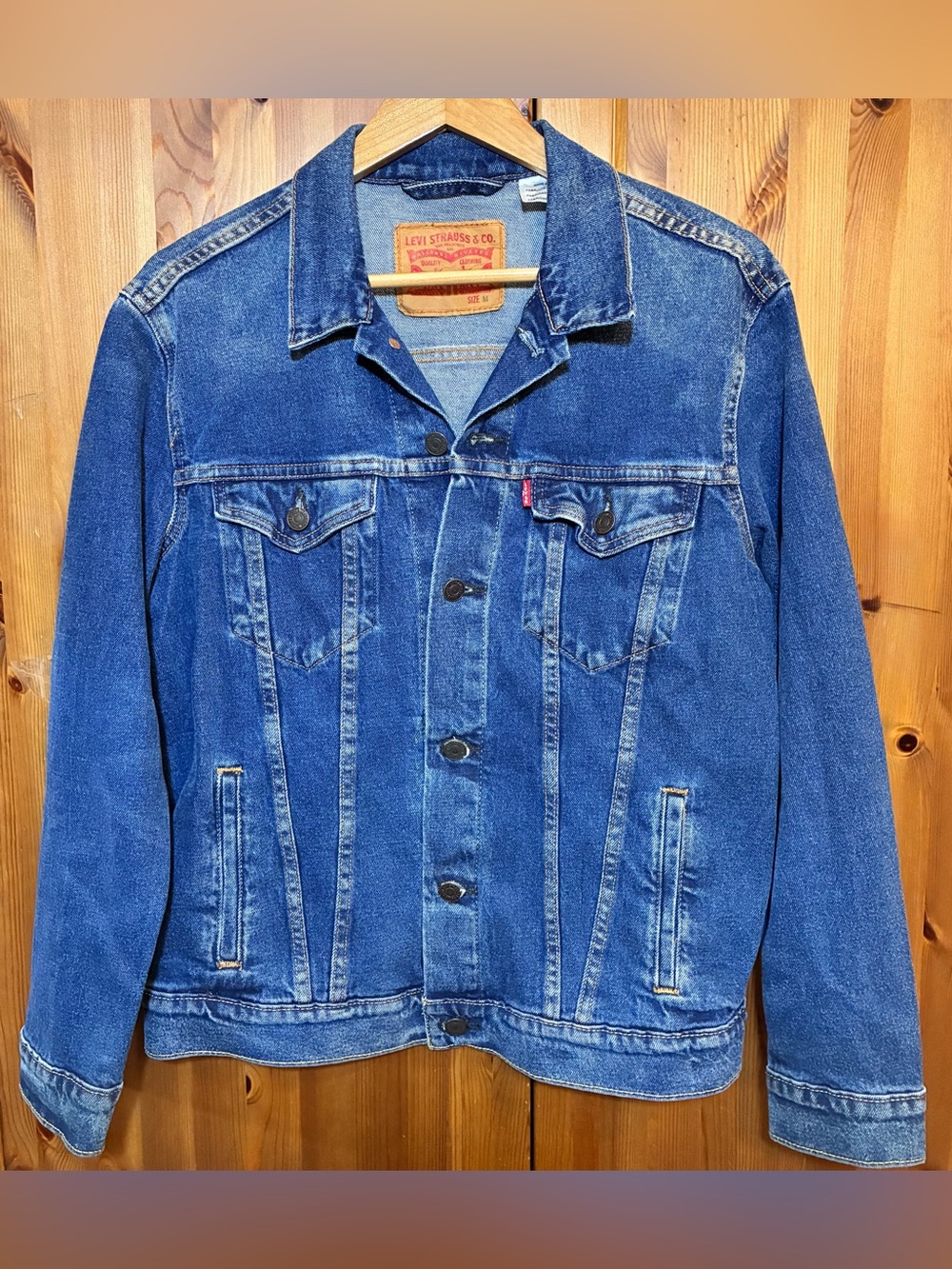 Levi’s Original Trucker Jean Jacket Stone wash Blue Denim Button Up Mens Medium